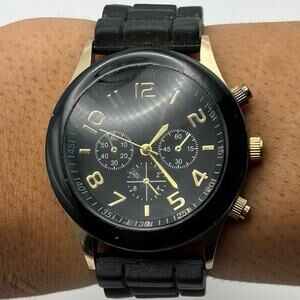 Black & Gold Retro Men’s Watch